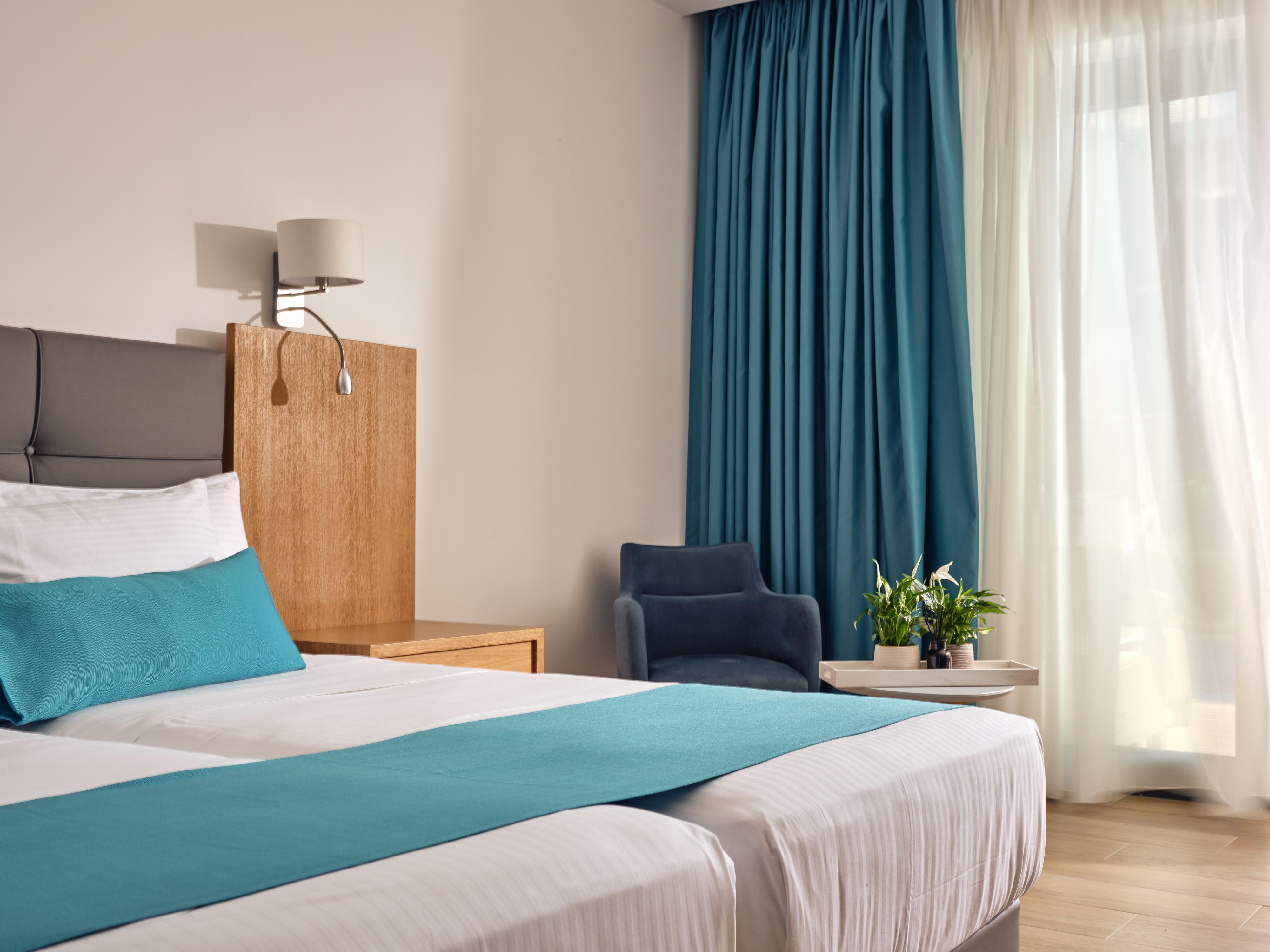 Cavo Orient Beach Hotel & Suites Drosia  Dış mekan fotoğraf