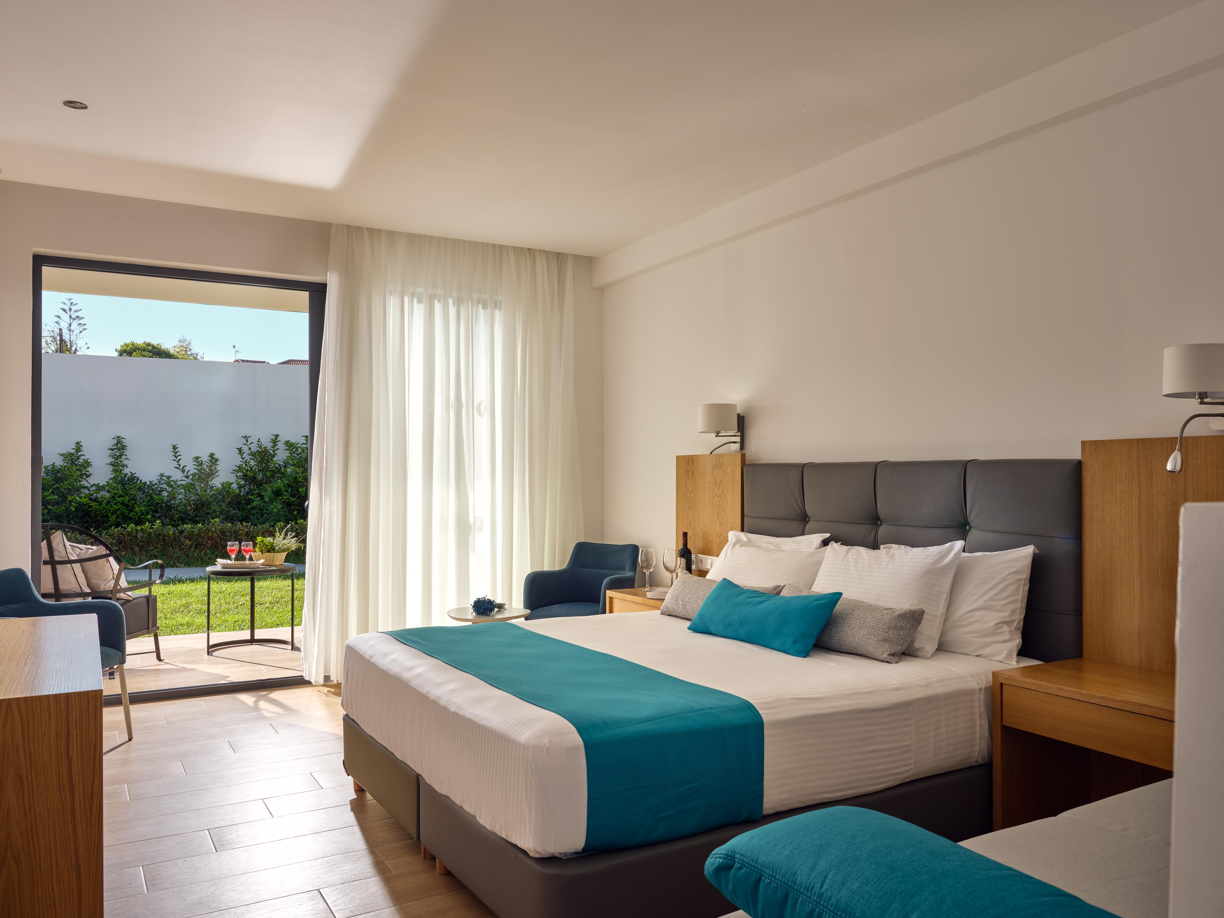 Cavo Orient Beach Hotel & Suites Drosia  Dış mekan fotoğraf