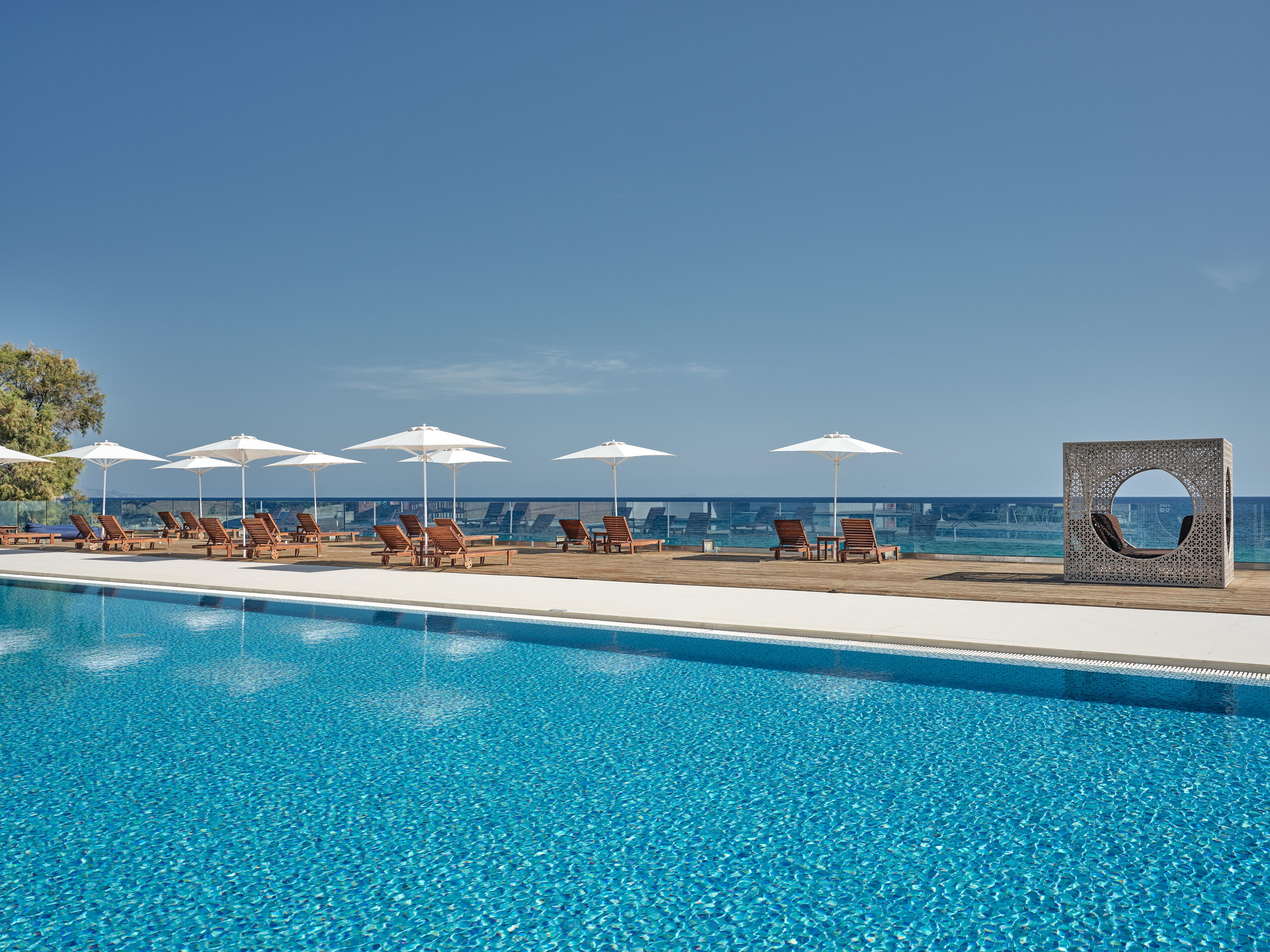 Cavo Orient Beach Hotel & Suites Drosia  Dış mekan fotoğraf